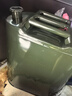 四萬(wàn)公里汽油桶油桶10升儲油桶柴油壺便攜式鐵桶摩托汽車(chē)備用油箱 曬單實(shí)拍圖