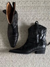 LE MURMURELe' Murmure 原創(chuàng  )踝靴 北美抓皺水牛皮重工藝 V口粗跟短靴 靴子女 黑甘草 Black Licorice 37 曬單實(shí)拍圖