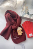 日系可愛(ài)小熊玩偶針織羊毛圍巾女秋冬季學(xué)生保暖甜美百搭情侶圍脖 含羊毛小熊玩偶圍巾-紅色 20*160 曬單實(shí)拍圖