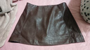 UR2025秋季新款女裝潮流復古設計感皮質(zhì)超短款半裙UWJ550042 曬單實(shí)拍圖