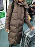 波司登（BOSIDENG）25新款絲絨拿鐵羽絨服女長(cháng)款90鵝絨經(jīng)典商務(wù)連帽冬外套商場(chǎng)同款 自在暖咖7F88-絲絨拿鐵/博主同款 【趨勢推薦】 S 160/84A 體重約100-110斤 曬單實(shí)拍圖