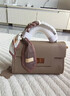 塔馳密司（touchmiss）輕奢感2025年新款真皮女包感單肩斜挎包手提包 茶色 曬單實(shí)拍圖