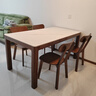 源氏木語(yǔ)實(shí)木巖板餐桌現代簡(jiǎn)約橡膠木胡桃色餐桌椅組合家用小戶(hù)型吃飯桌子 胡桃色1.6米巖板桌四椅(H245S04) 曬單實(shí)拍圖