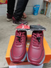 足力健大師老人鞋2025秋冬款爸媽鞋皮面防水軟底防滑中老年爸媽鞋旅游鞋女 棗紅女款送襪子 38 曬單實(shí)拍圖