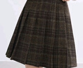 百圖betu女裝冬季新款半身裙高腰毛呢格紋A字百褶裙裙子女2411T68 咖格 M 曬單實(shí)拍圖