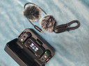 大疆 DJI Mic 無(wú)線(xiàn)麥克風(fēng) 一拖二無(wú)線(xiàn)領(lǐng)夾麥克風(fēng) 手機相機采訪(fǎng)vlog直播錄音收音麥 曬單實(shí)拍圖