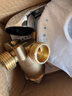 渠辰通用于美的海爾萬(wàn)和華帝電熱水器開(kāi)關(guān)閥冷熱開(kāi)關(guān)貼墻式混水閥配件 電鍍升級款黃銅主體【配螺絲包】 曬單實(shí)拍圖