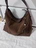 百麗新年禮物流浪摩卡升級版女包26春新反絨麂皮hobo包托特包Z9410AX6 絲絨摩卡【2.0絨面大號】 F 曬單實(shí)拍圖