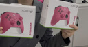微軟（Microsoft）Xbox無(wú)線(xiàn)游戲手柄 無(wú)線(xiàn)控制器 浪漫粉 藍牙適配Xbox/PC/平板/手機 Steam促銷(xiāo)黑神話(huà) 33號遠征隊 曬單實(shí)拍圖