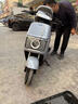五羊【官方正品】電動(dòng)摩托車(chē)智能NFC大功率電動(dòng)車(chē)倆輪代步電摩男女時(shí)尚電動(dòng)踏板車(chē) 星球灰/1500W極速版/前后雙碟 72V26A/全新石墨烯電池/木架發(fā)貨 曬單實(shí)拍圖