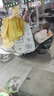 【京東物流】電動(dòng)車(chē)擋風(fēng)被斗篷式擋風(fēng)被防水保暖摩托電瓶車(chē)三輪車(chē)防風(fēng)罩擋風(fēng)衣冬季加絨加厚加大 米底-錢(qián)兔似錦 曬單實(shí)拍圖