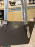 蔻馳（COACH）【品牌直供】女士GALLERY大號手提托特包黑色CV402新年禮物 曬單實(shí)拍圖