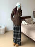 婧麒孕婦褲冬外穿加厚2025新款加絨闊腿褲格子保暖棉褲子孕婦冬裝 【羊羔絨】咖格 (一條過(guò)冬/抗寒0以下) L 【推薦體重105-125斤】 曬單實(shí)拍圖
