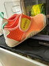 卡特兔學(xué)步鞋童鞋男童夏季女童洞洞鞋軟底網(wǎng)面寶寶鞋透氣幼兒園室內鞋 橙粉白 25 內長(cháng)15.5cm  腳長(cháng)14.3-14.9 曬單實(shí)拍圖