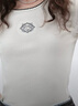 Teenie Weenie小熊女裝上衣秋季新款簡(jiǎn)約通勤正肩修身刺繡短袖T恤 象牙白 L 曬單實(shí)拍圖