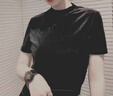 AITU半高領(lǐng)絲絨短款T恤顯瘦墊肩專(zhuān)柜同款打底衫女裝小個(gè)子彈力內搭 黑 短袖款 M 曬單實(shí)拍圖