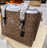 蔻馳（COACH）【品牌直供】女士MOLLIE中號手提托特包CV965新年禮物 曬單實(shí)拍圖
