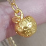老廟黃金項鏈琺瑯圣誕樹(shù)蘋(píng)果足金套鏈送女友送老婆生日節日圣誕禮物 吊墜/平安果 約0.36g 曬單實(shí)拍圖