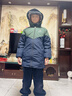 新款兒童罩衣防水防臟防風(fēng)中大童羽絨服護衣男女寶寶外穿畫(huà)畫(huà)冬季 軍綠拼藏青色（精品防水牛津布） 150碼（建議身高134-142厘米） 曬單實(shí)拍圖