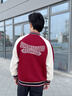 安踏（ANTA）【王一博同款】好事發(fā)生丨馬年新年戰袍外套男女情侶款棒球服夾克 【王一博同款】朱櫻紅S-3 本命年配色-新年穿搭 L （男175） 曬單實(shí)拍圖