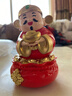 金格羽太陽(yáng)能財神爺搖頭辦公室解壓擺件喜慶招財大號車(chē)載生日禮物國潮批 財神到-招財福袋財神爺 太陽(yáng)能續航 曬單實(shí)拍圖