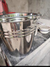 金固牢 KCzy-97 不銹鋼水桶 洗車(chē)儲水桶圓桶冰桶手提廚房用油桶拖地桶無(wú)磁提水桶 加厚34cm 曬單實(shí)拍圖