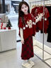 女童元旦穿搭2026新款大童紅色新年毛衣套裝女孩超好看本命年年服 三件套【毛衣+打底+加絨格子裙】 150 曬單實(shí)拍圖