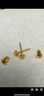 老鋪黃金古法手工足金耳飾 · 玫瑰花窗鉆飾養耳針（線(xiàn)上專(zhuān)款） 一對重約1.1g（含膠墊） 曬單實(shí)拍圖