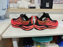 安踏（ANTA）兒童運動(dòng)鞋男女大童赤焰6跑步鞋26春季新年款旋鈕扣潮酷夜光跑鞋 【男密網(wǎng)夜光版】黑/熱力紅-8 34 鞋內長(cháng)21.5cm 曬單實(shí)拍圖