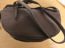 裘真新年禮物 頭層植鞣牛皮休閑月牙包復古簡(jiǎn)約百搭單肩斜挎包女小包 咖啡色 曬單實(shí)拍圖