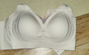 貓人無(wú)痕內衣女士無(wú)鋼圈文胸大胸顯小提拉聚攏上托防下垂薄粉底液胸罩 曬單實(shí)拍圖