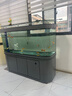 玉弘杰魚(yú)缸客廳中大型家用靠墻圓弧形水族箱免換水底過(guò)濾智能落地生態(tài) 現代深灰 180×50×160cm長(cháng)/寬/高（3個(gè)柜門(mén)） 曬單實(shí)拍圖