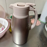 象?。╖O JIRUSHI）家用保溫壺大容量熱水瓶戶(hù)外不銹鋼保溫瓶 旋木粉色 1.9L 曬單實(shí)拍圖