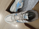 鴻星爾克憲章2.0男子休閑鞋秋季新款透氣老爹鞋軟彈運動(dòng)鞋舒適簡(jiǎn)約男鞋子 蛋奶灰/暖霧灰 43 曬單實(shí)拍圖