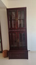 雅塵家居美式實(shí)木書(shū)柜組合柜一體靠墻置物架落地書(shū)櫥卡座客廳展示柜儲物柜 兩門(mén)書(shū)柜 【復古胡桃色】 曬單實(shí)拍圖