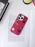 素洛適用蘋(píng)果17promax手機殼秋冬紅色立體紐扣掛件iPhone16pro韓系創(chuàng  )意簡(jiǎn)約15高顏值時(shí)尚14大孔保護套 紅色皮紋星星吊墜 iPhone 15 Pro 曬單實(shí)拍圖