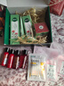 相宜本草【熱賣(mài)商品】紅景天瑩透幼白護膚套裝禮盒（潔+水+乳+霜）禮物 曬單實(shí)拍圖