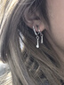 沄汧耳釘耳環(huán)耳飾生日禮物女生耳墜氣質(zhì)高級感小眾2026新款首飾飾品 銀色水滴吊墜耳環(huán)一對 曬單實(shí)拍圖