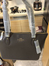 蔻馳（COACH）【品牌直供】女士GALLERY大號手提托特包黑色CV402新年禮物 曬單實(shí)拍圖