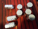 菲柏納汽車(chē)輪胎氣門(mén)嘴帽金屬個(gè)性氣嘴蓋鋁合金防爆氣門(mén)芯蓋通用改 豪華銀色裝 四個(gè)裝【一套】 曬單實(shí)拍圖
