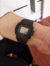 冶芷 復古小方塊電子手表學(xué)生兒童男女士多功能情侶腕表520母親節禮物 小方塊運動(dòng)手表【黑色】 曬單實(shí)拍圖