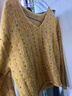 謎秀新年復古黃珠片V領(lǐng)毛衣女2026秋新彩色星點(diǎn)設計感小個(gè)子針織外套 芥末黃 復古黃 S 曬單實(shí)拍圖