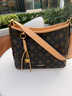 奧康（Aokang）女包新潮hobo腋下托特包輕奢單肩包生日新年情人節禮物送女友老婆 曬單實(shí)拍圖
