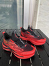 安踏（ANTA）兒童運動(dòng)鞋男女小童赤焰6跑步鞋26年春季新款犟彈夜光旋鈕扣跑鞋 【男密網(wǎng)夜光版】黑/熱力紅-1 31 鞋內長(cháng)19.5cm 曬單實(shí)拍圖