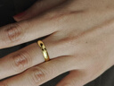 周生生素圈光身面活口泥鰍背開(kāi)口黃金戒指 足金情侶結婚對戒09141R計價(jià) 4.2克(含工費100元) 曬單實(shí)拍圖