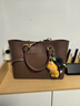 CHARLES&KEITH26春新品大容量通勤手提托特包斜挎包新年生日禮物CK2-30840655 Chocolate巧克力色 L 曬單實(shí)拍圖