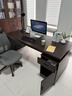 辦公桌老板桌簡(jiǎn)約現代單人臺式電腦桌2026新款辦公室工位書(shū)桌桌子 福利回饋【加厚32桌面】奢野黑胡桃160*80 曬單實(shí)拍圖