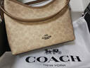 蔻馳（COACH）經(jīng)典老花大號女包LAUREL31女士C紋印花單肩斜挎手提包腋下流浪包 CV975SVPWH 曬單實(shí)拍圖