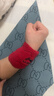 李寧（LI-NING）護腕運動(dòng)手腕護具棉質(zhì)毛巾吸汗腕帶健身籃球羽毛球跑步擦汗手腕巾 【兒童款】382-2大紅色 均碼男女通用一只裝 曬單實(shí)拍圖