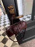 CinvaiKrose包包女包2025年新款時(shí)空者臘腸包包女保齡球手提斜挎包通勤包 咖啡色 曬單實(shí)拍圖